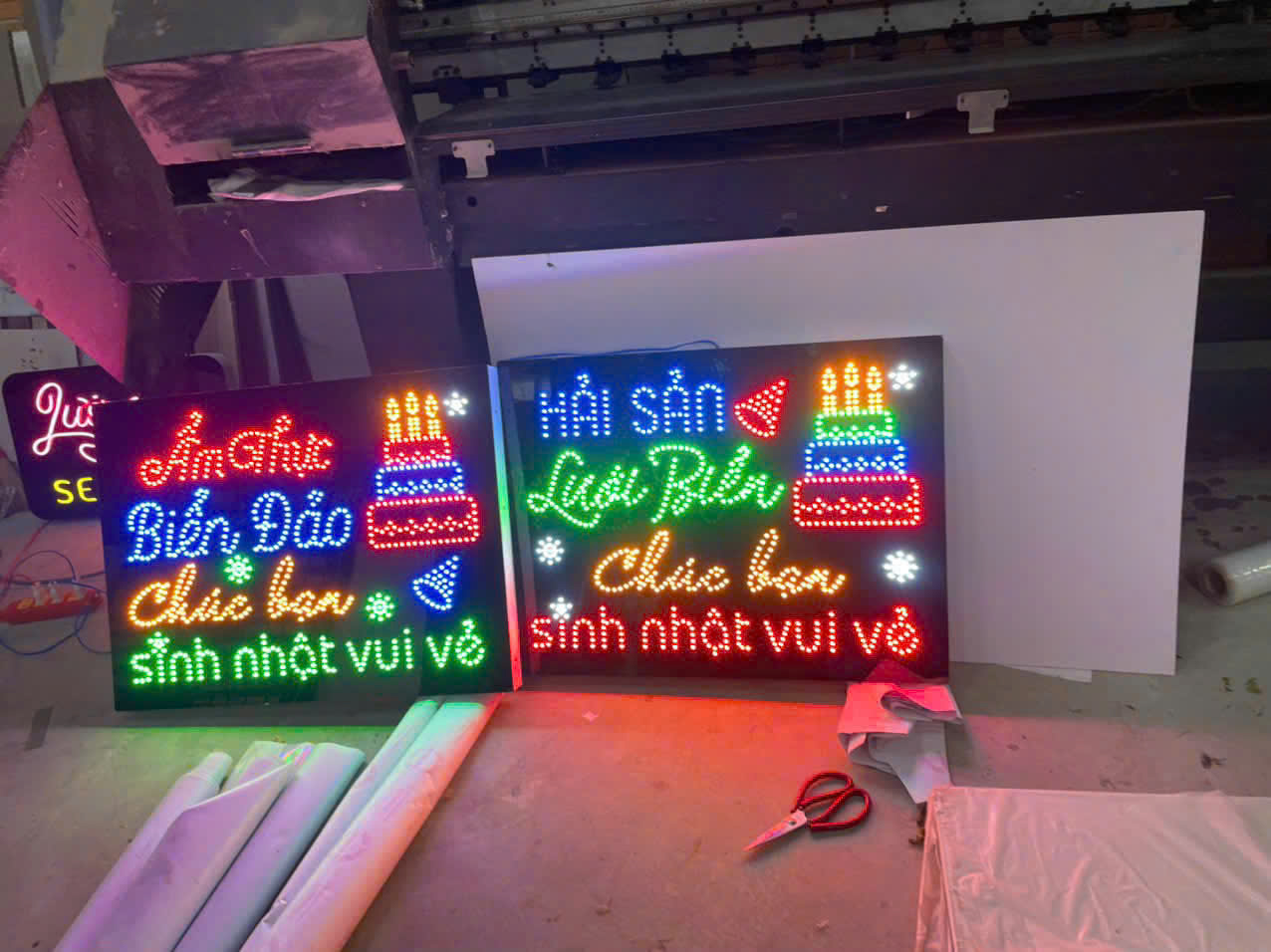 LED Neon Sign, led Ruồi Tây Ninh